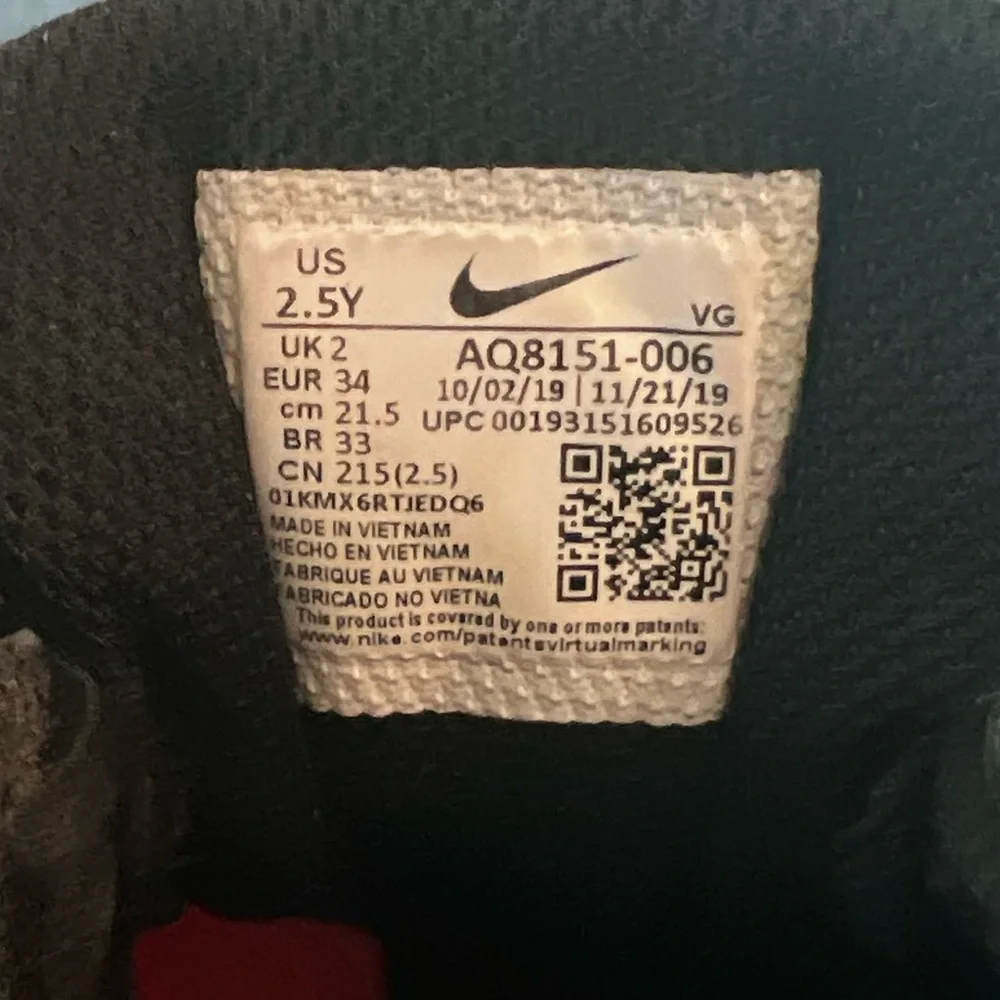 Nike Boys Cleats 2.5Y